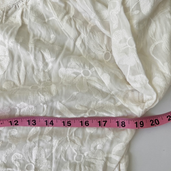 NWT Brixon Ivy Andrina Embroidery Cream Blouse Cropped Sleeves Sz A Rayon - Picture 8 of 10